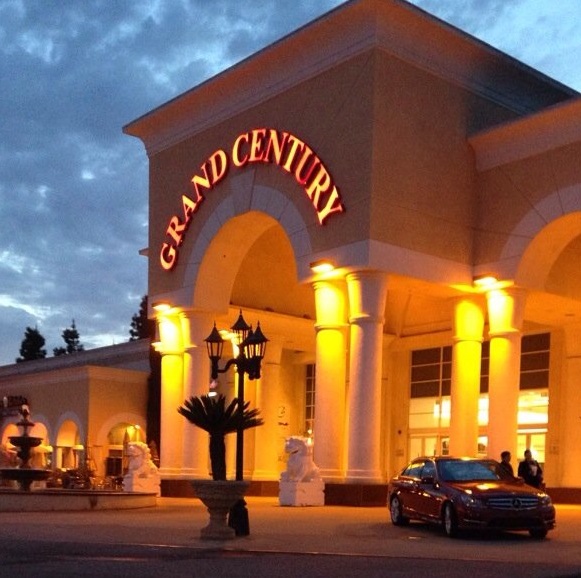 Explore the heart of Vietnamese culture at Grand Century Mall, a cornerstone of Little Saigon in San Jose.